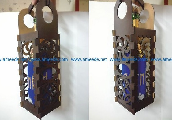 Two upright handle panels rise above decorative scroll-cut sides in this single-bottle carrier reference.